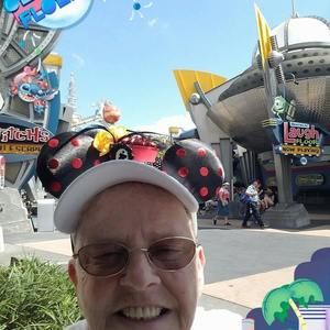 Meet your Posher, Linda